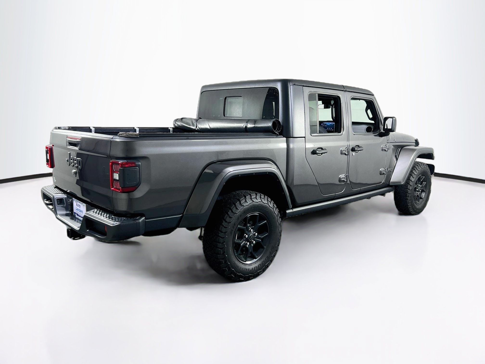Used 2024 Jeep Gladiator Sport AWD/4WD image 5