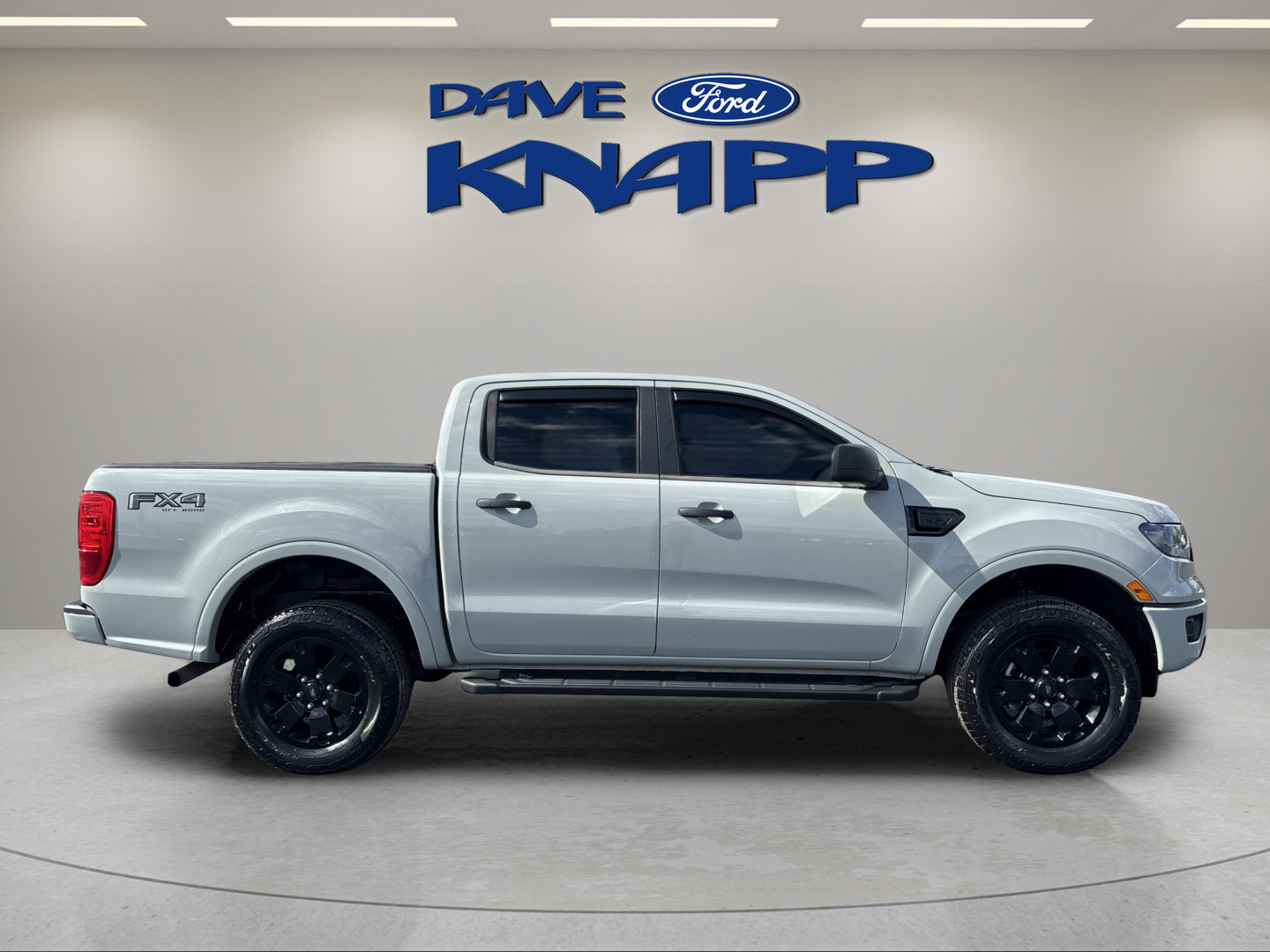 Used 2022 Ford Ranger XLT w/ Equipment Group 301A Mid AWD/4WD image 8