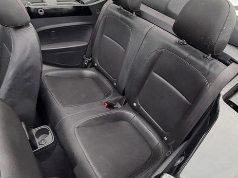 Used 2014 Volkswagen Beetle 1.8T image 33