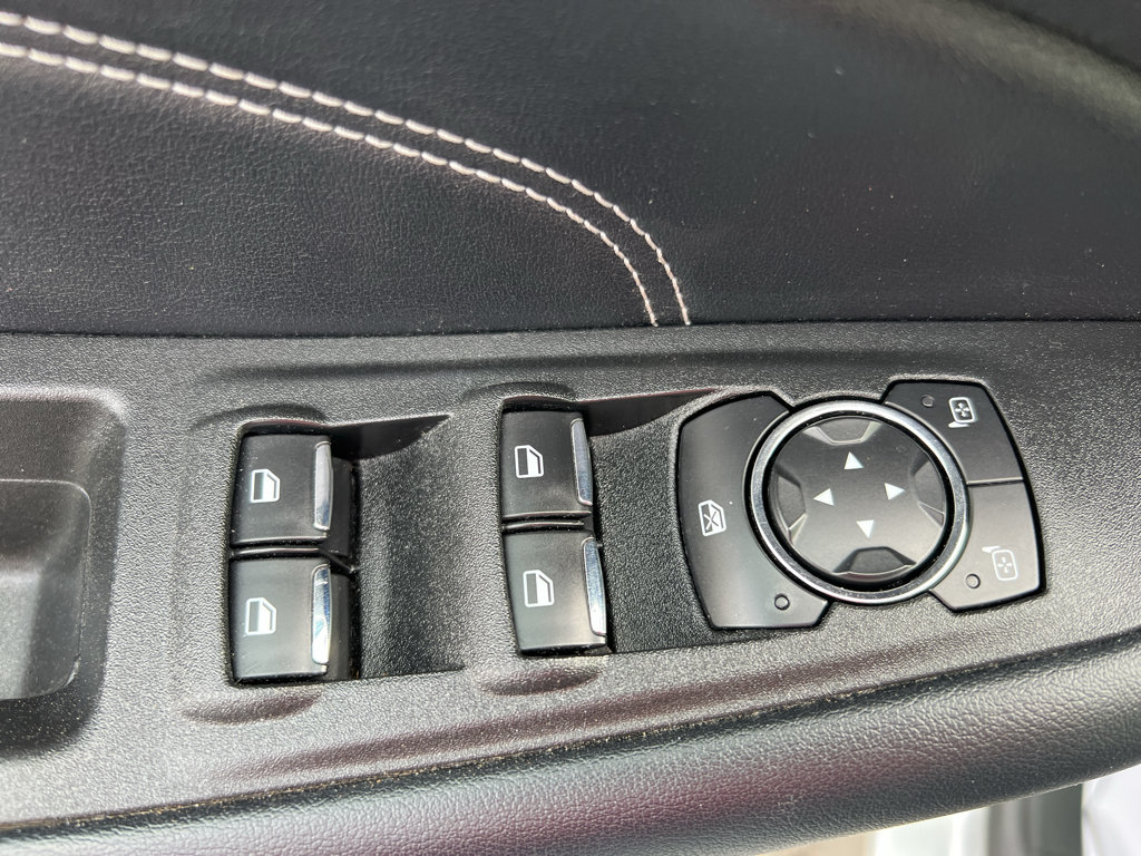 Used 2022 Ford Edge Titanium w/ Equipment Group 301A AWD/4WD image 24