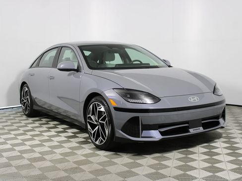 Used 2023 Hyundai Ioniq 6 SEL RWD image 26