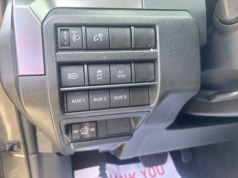 Used 2025 Toyota Tacoma TRD Off-Road w/ TRD Off Road Upgrade Package AWD/4WD image 5