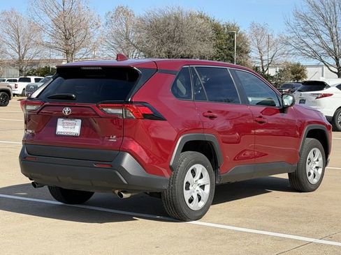 Certified 2025 Toyota RAV4 LE image 4