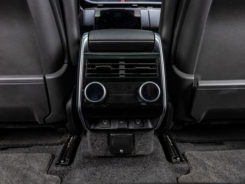 Used 2023 Land Rover Range Rover Long Wheelbase Autobiography image 27