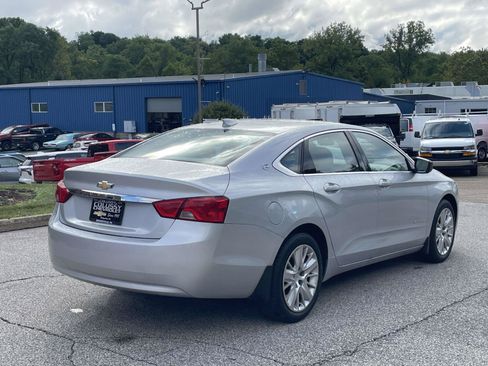 Used 2019 Chevrolet Impala LS FWD image 3