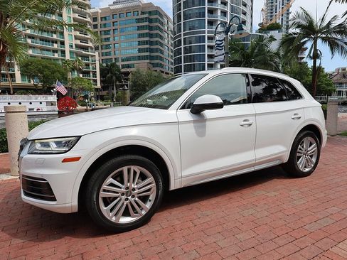 Used 2018 Audi Q5 2.0T Premium Plus AWD/4WD image 16
