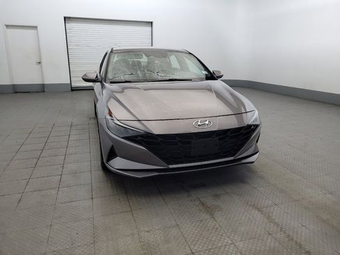 Used 2023 Hyundai Elantra Blue FWD image 14
