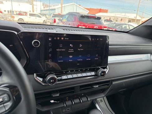 Used 2024 Chevrolet Colorado LT w/ LT Convenience Package II image 22