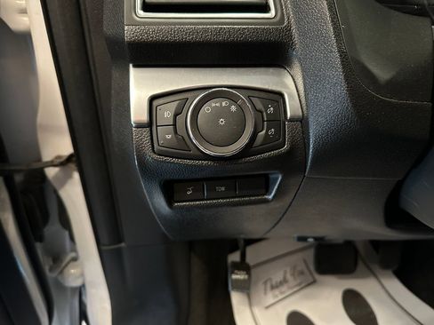 Used 2018 Ford Explorer Sport AWD/4WD image 18