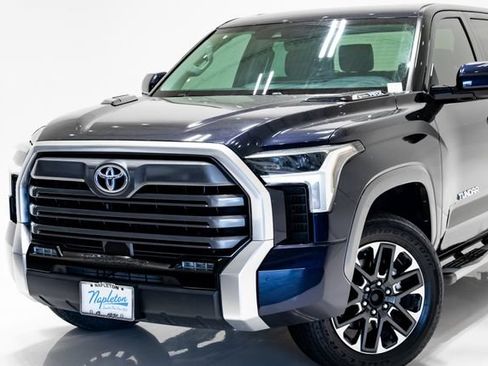Used 2023 Toyota Tundra Limited w/ Power Package AWD/4WD image 2