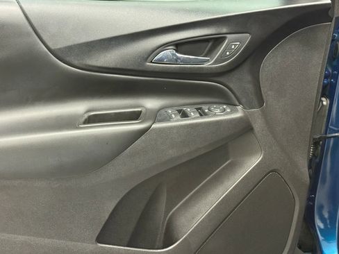 Used 2020 Chevrolet Equinox LT image 17