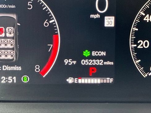 Used 2025 Honda Pilot Touring image 31