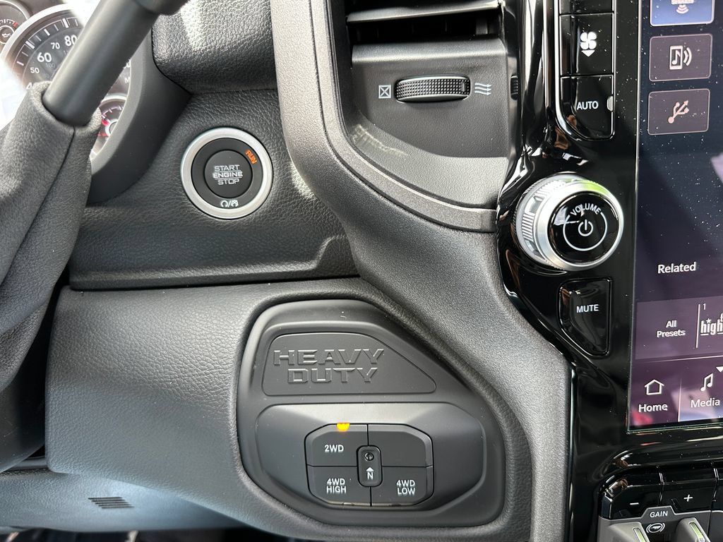 New 2026 RAM 3500 Tradesman AWD/4WD image 25