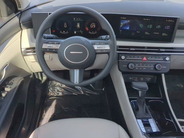 New 2025 Hyundai Tucson SE FWD image 16