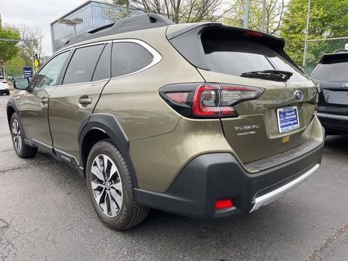 Used 2024 Subaru Outback Limited AWD/4WD image 4