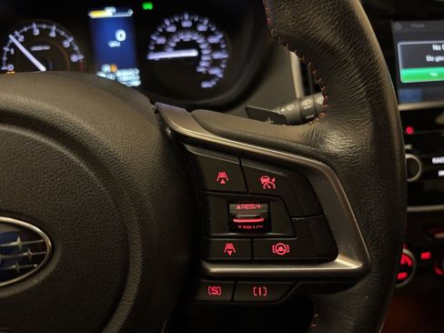 Used 2023 Subaru Crosstrek 2.0i Premium image 17