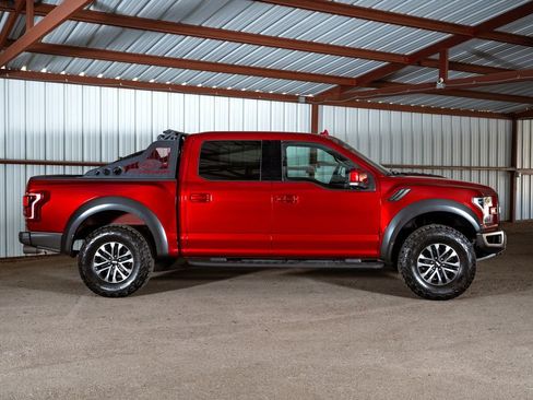 Used 2019 Ford F150 Raptor w/ Equipment Group 802A Luxury AWD/4WD image 3