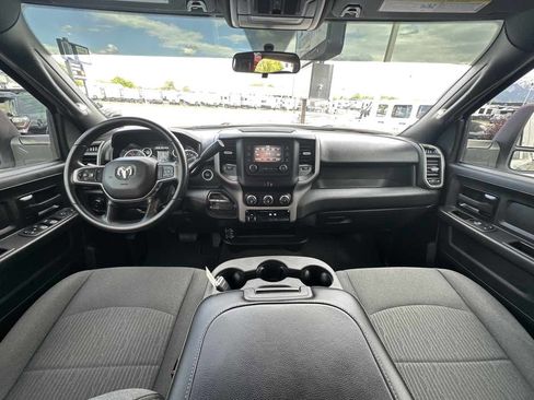 Used 2024 RAM 3500 Tradesman w/ Chrome Appearance Group image 16