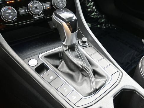 Used 2022 Volkswagen Jetta SEL FWD image 29