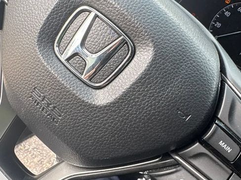 Used 2019 Honda Accord Sport image 9