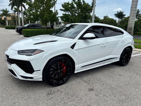 Used 2024 Lamborghini Urus S AWD/4WD image 11