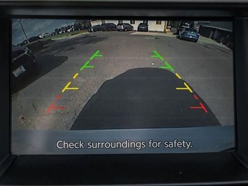 Used 2017 Nissan Pathfinder S image 36