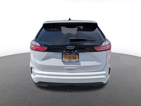 Used 2022 Ford Edge ST-Line w/ Class II Trailer Tow Package AWD/4WD image 4