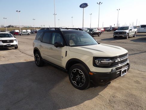 Used 2025 Ford Bronco Sport Outer Banks w/ Outer Banks Tech Package+ image 5