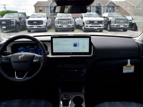 New 2025 Ford Bronco Sport Heritage w/ Convenience Package image 7