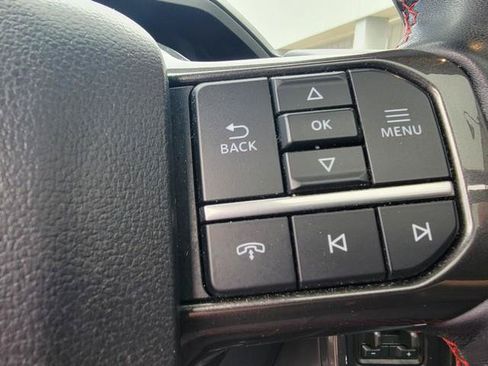 Used 2024 Ford Expedition Limited AWD/4WD image 17