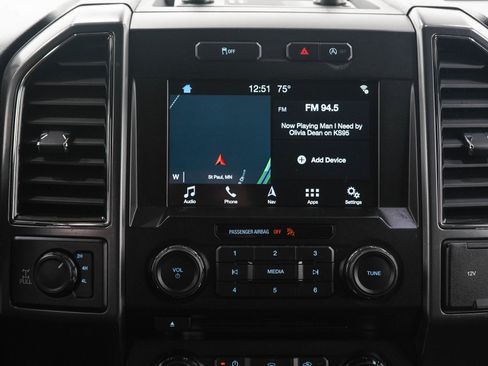 Used 2018 Ford F150 XLT w/ Equipment Group 302A Luxury AWD/4WD image 18