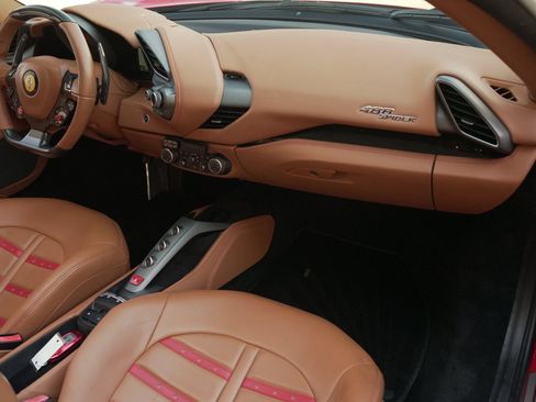 Used 2018 Ferrari 488 Spider RWD image 11