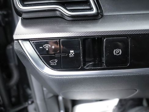 Used 2023 Kia Sportage SX image 27