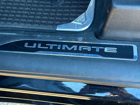 Used 2024 GMC Sierra 1500 Denali Ultimate AWD/4WD image 13