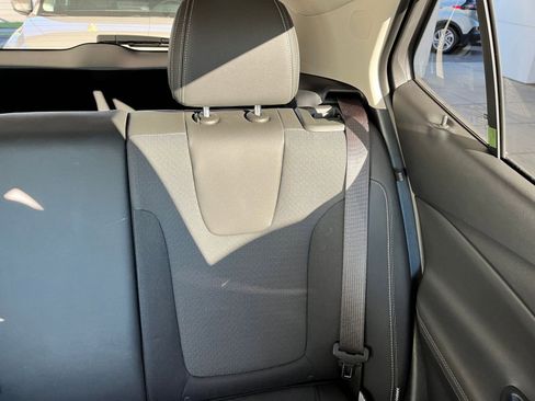 Used 2025 Buick Encore GX Preferred image 37