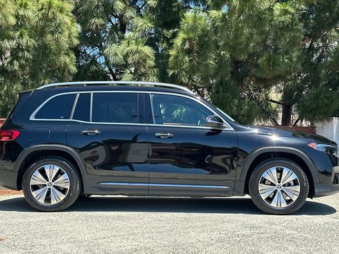 Certified 2024 Mercedes-Benz EQB 300 4MATIC image 4