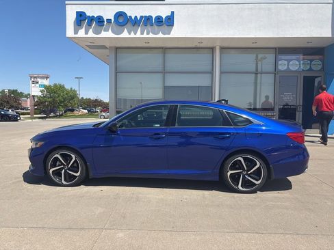 Used 2022 Honda Accord Sport image 8