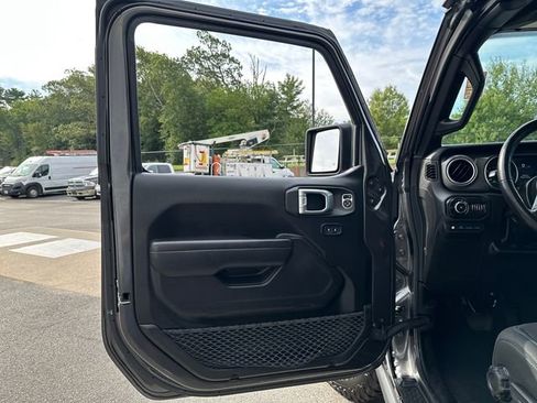 Used 2022 Jeep Wrangler Unlimited Rubicon 4xe w/ Cold Weather Group image 23