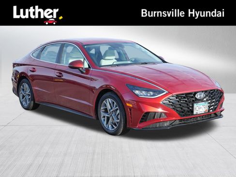 Certified 2023 Hyundai Sonata SEL w/ Preferred Accessory Package image 1