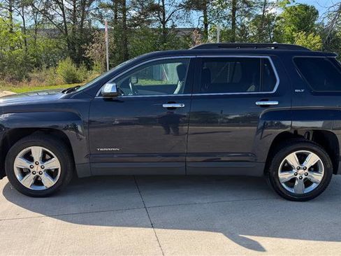 Used 2015 GMC Terrain SLT w/ Chrome Edition FWD image 2