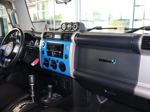 Used 2007 Toyota FJ Cruiser 4WD image 36