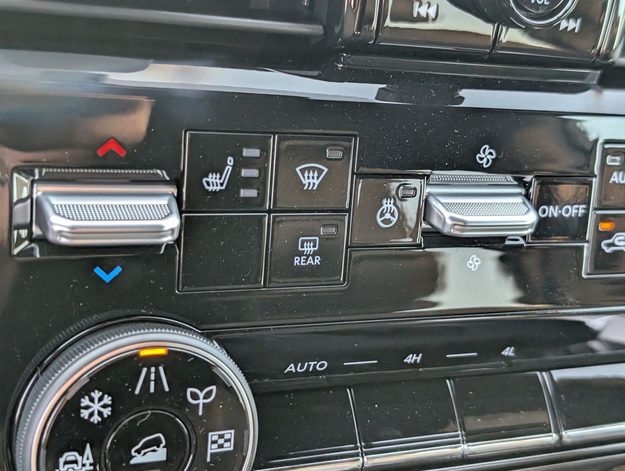 New 2026 Nissan Armada SL AWD/4WD image 14