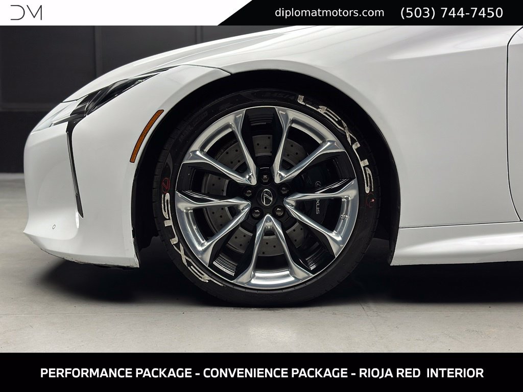 Used 2018 Lexus LC 500 Coupe w/ Performance Package RWD image 29