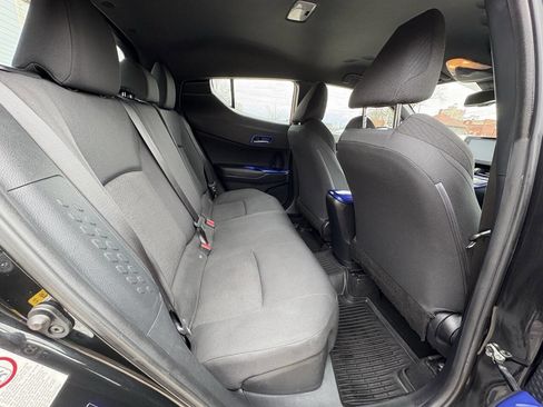 Used 2019 Toyota C-HR LE FWD image 26