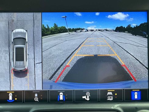 Certified 2024 GMC Terrain AT4 w/ Infotainment Package II AWD/4WD image 41