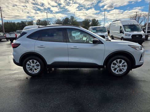 New 2026 Ford Escape Active w/ Cold Weather Package AWD/4WD image 6