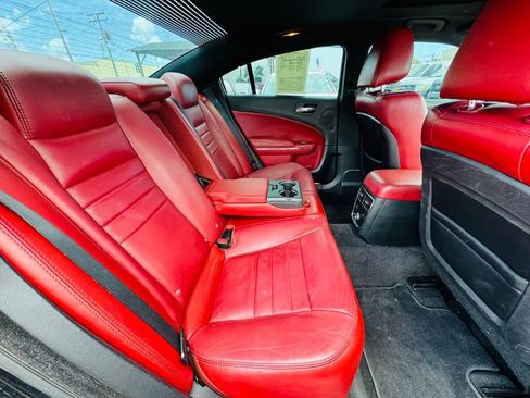 Used 2014 Dodge Charger SXT Plus image 12