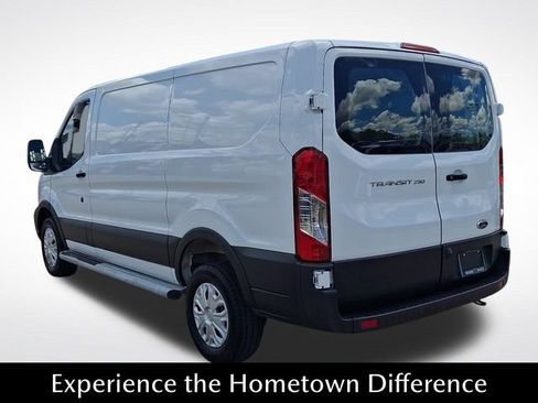 Used 2025 Ford Transit 250 Low Roof w/ Exterior Upgrade Package RWD image 4
