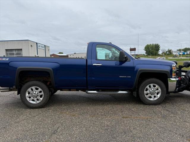Used 2015 Chevrolet Silverado 3500 LT w/ LT Convenience Package AWD/4WD image 3