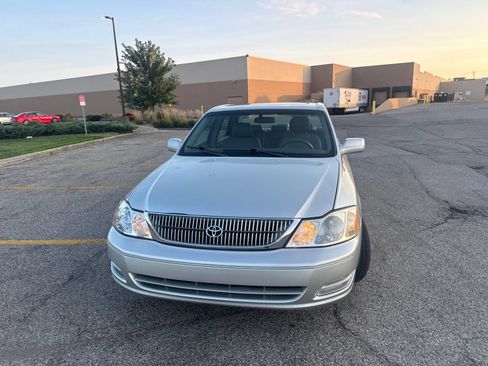 Used 2000 Toyota Avalon XL w/ Option Pkg 3 FWD image 14
